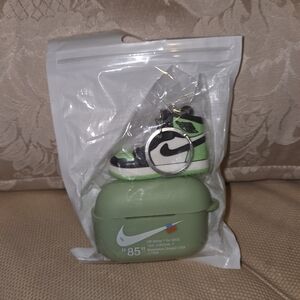 Nike Green and Black Air Jordan Keychain with Case
